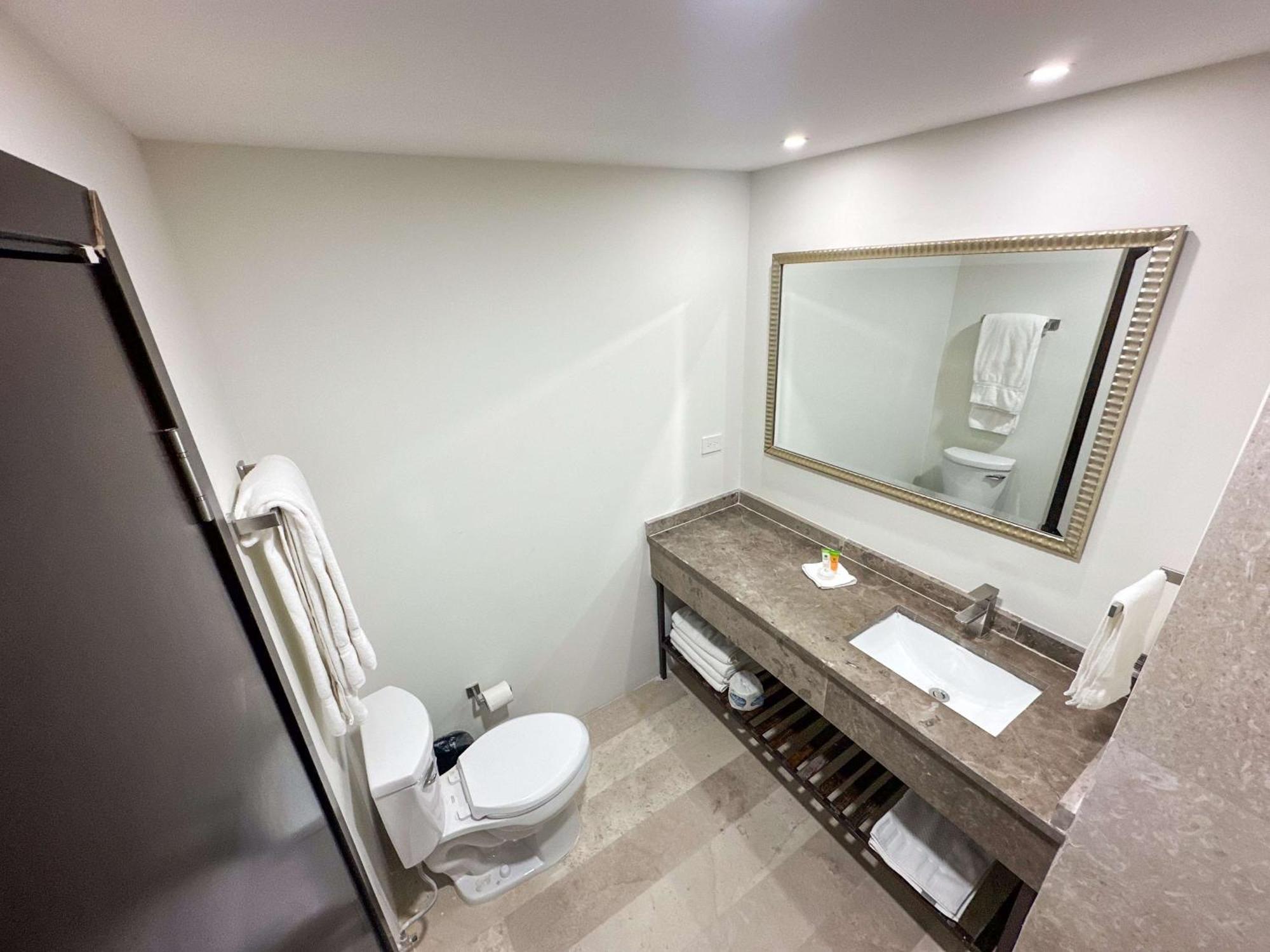 Best Western Plus Sacramento Chihuahua Luaran gambar