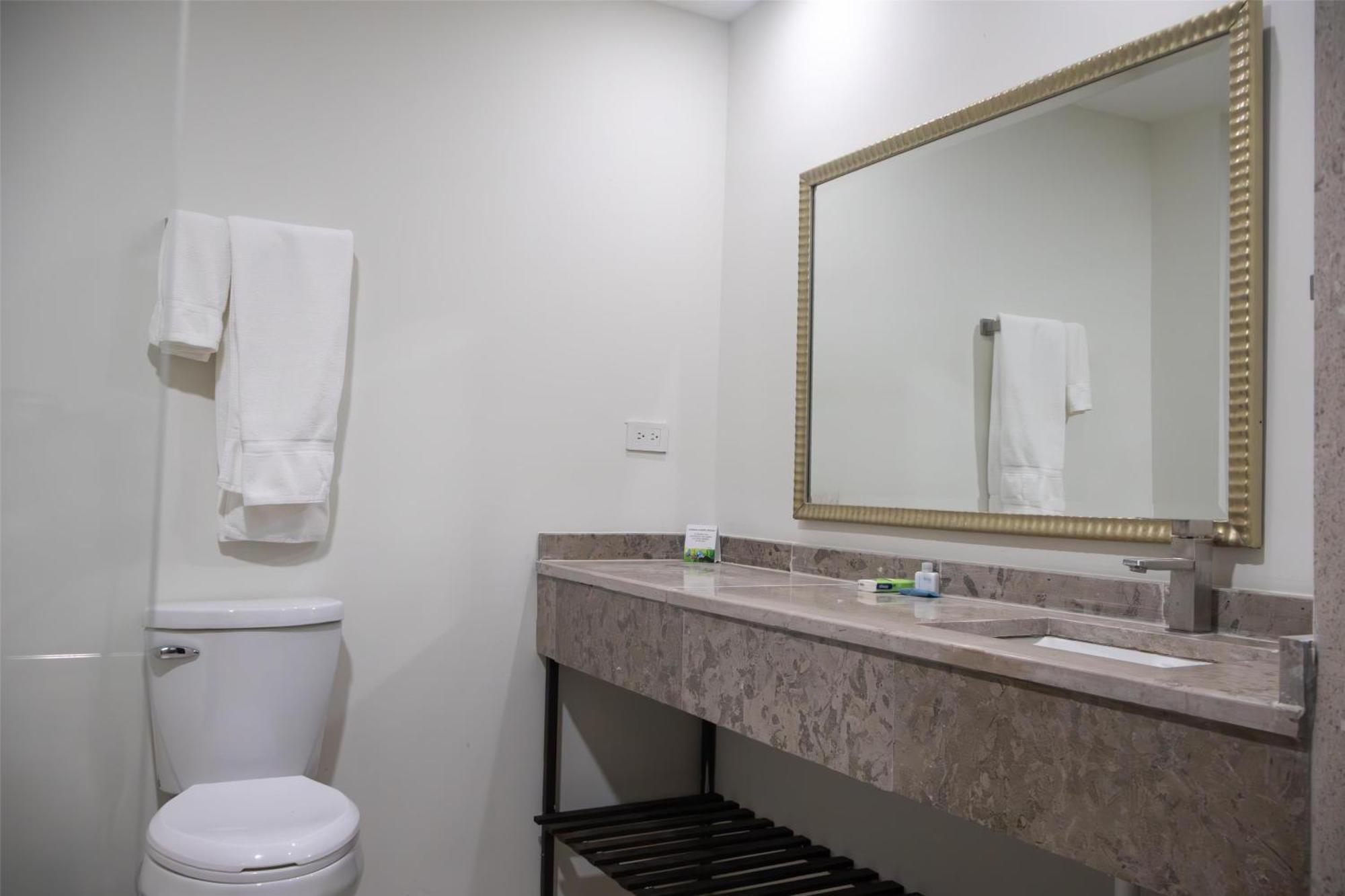 Best Western Plus Sacramento Chihuahua Luaran gambar